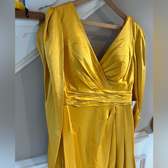 Mac Duggal A-Line Evening Gown - Picture 8 of 12